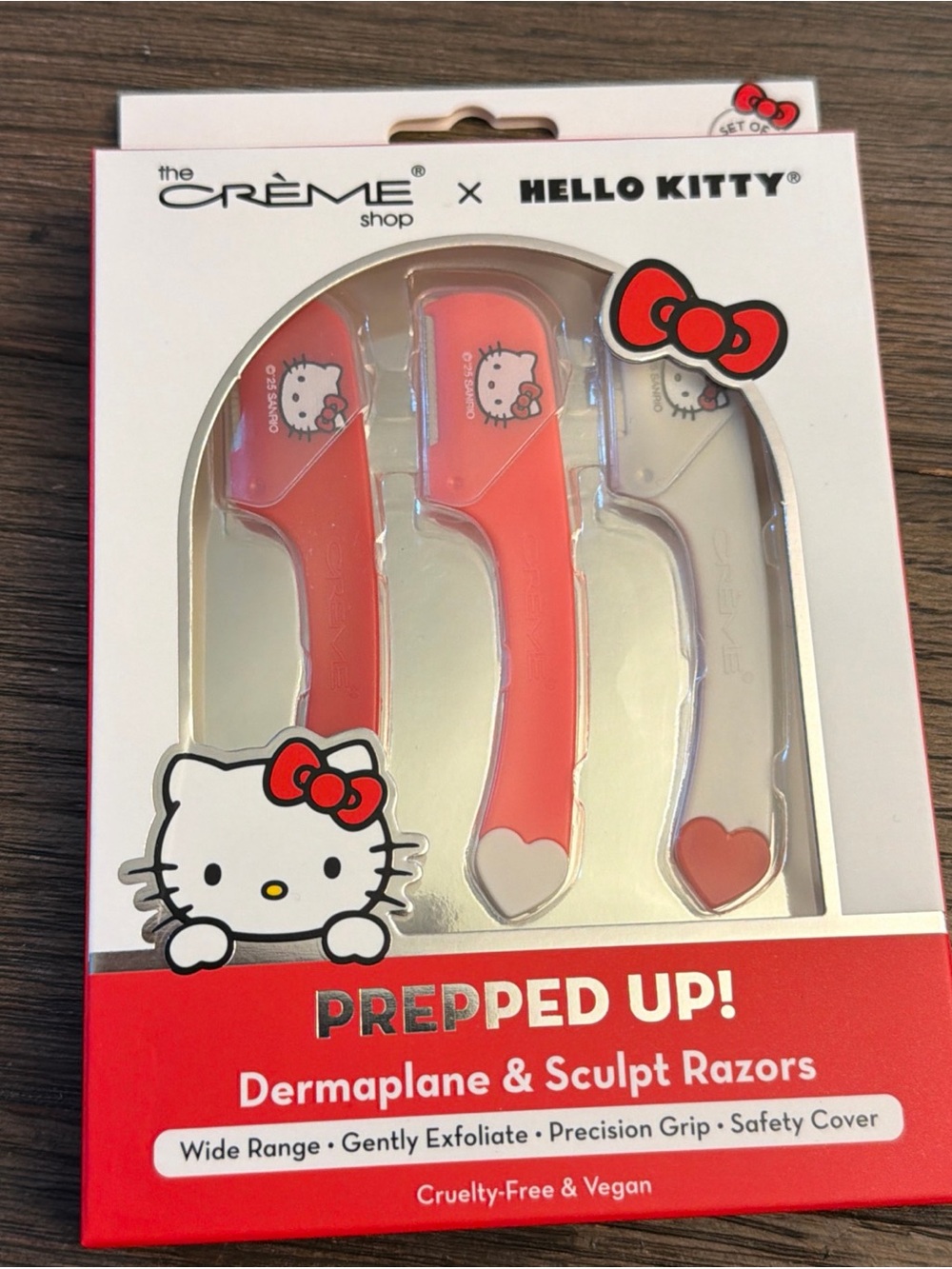 The Crème Shop x Hello Kitty Dermaplane & Sculpt Razors - Red, Orange, White New